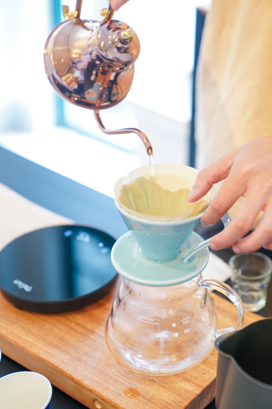 手沖咖啡興趣分享 - 2小時體驗咖啡的魅力！  Hand Pour-Over Coffee Sharing Workshop –  2-Hour Coffee Experience!